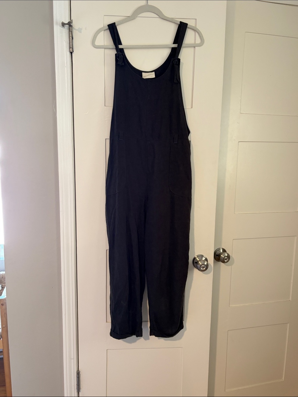 Universal Thread Black Straight-Leg Cotton Overalls